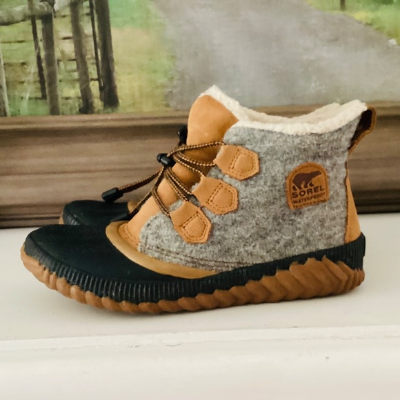 Sorel Out N About Plus Duck Boots Women US 5 UK 4 Snow Gray Felt Tan NY1954-052 - Picture 2 of 12